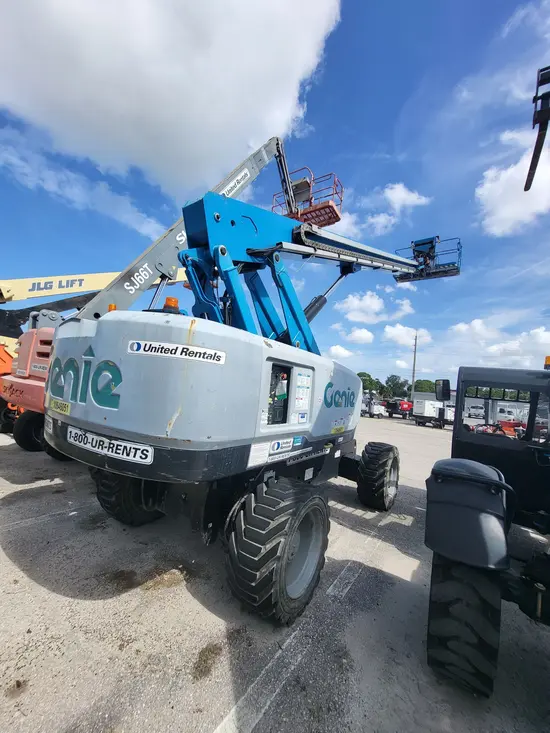 2017 Genie S-85 Boom Lift