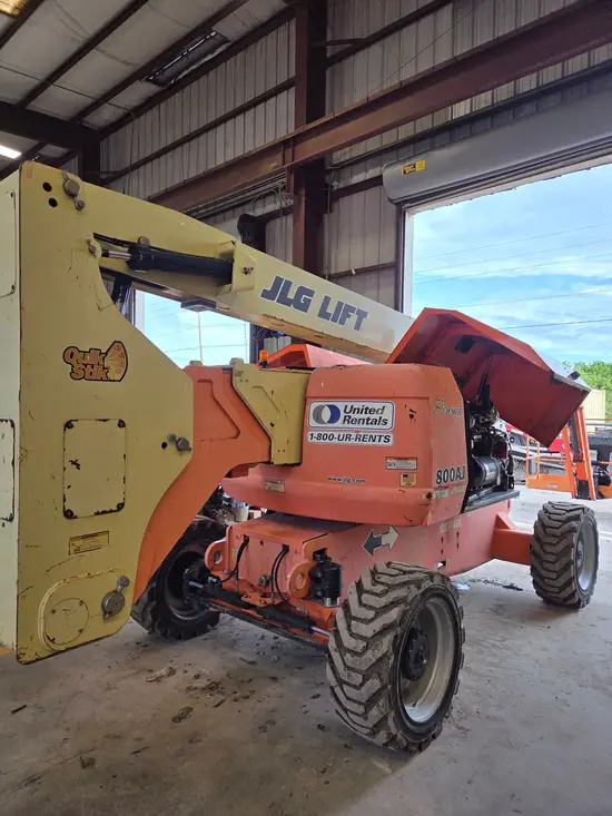 2017 JLG 800AJ Articulating Boom Lift
