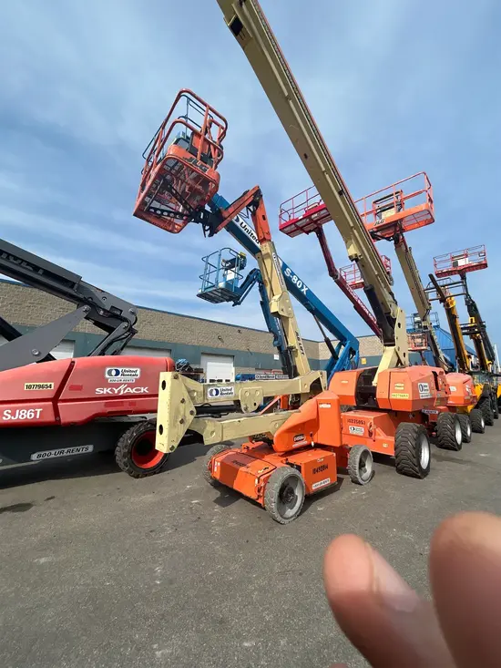 2016 JLG E450AJ Articulating Boom Lift