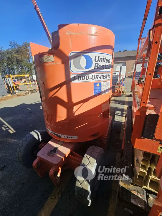 2015 JLG E300AJP Articulating Boom Lift
