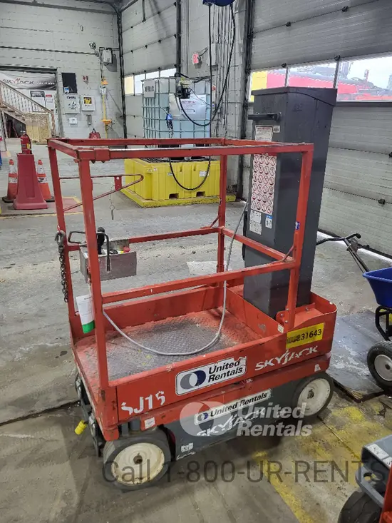 2018 Skyjack SJ16 Self-Propelled One-Person Lift