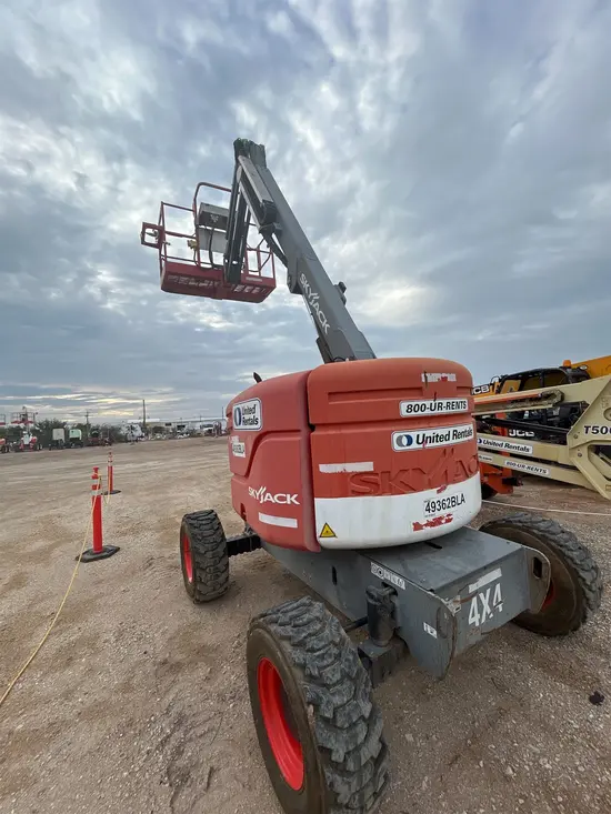 2017 Skyjack SJ46AJ Articulating Boom Lift