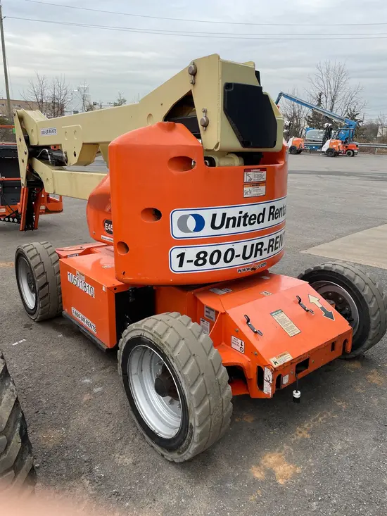 2016 JLG E450AJ Articulating Boom Lift