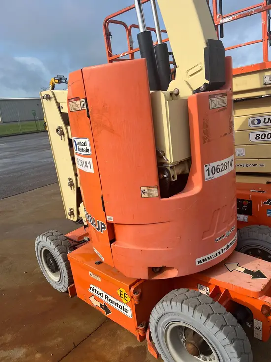 2017 JLG E300AJP EE Articulating Boom Lift