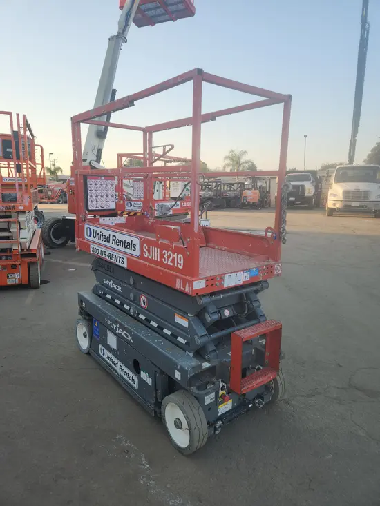 2018 Skyjack SJIII3219 Scissor Lift