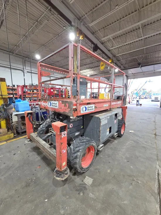 2017 Skyjack SJ6826RT Rough Terrain Scissor Lift