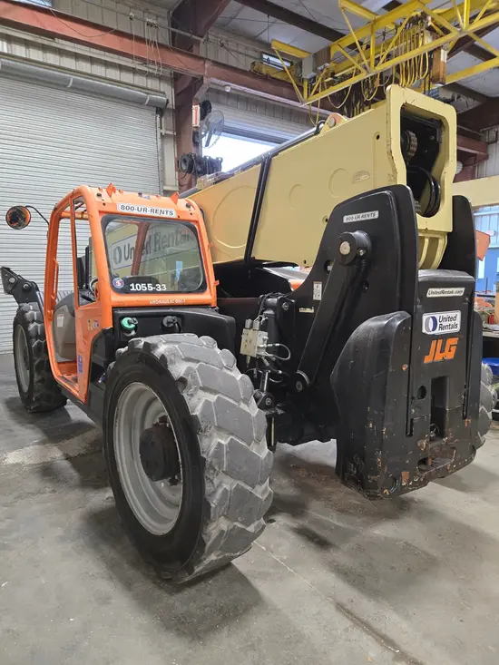 2016 JLG 1055 Forklift