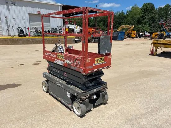 2018 Skyjack SJIII3219 Scissor Lift