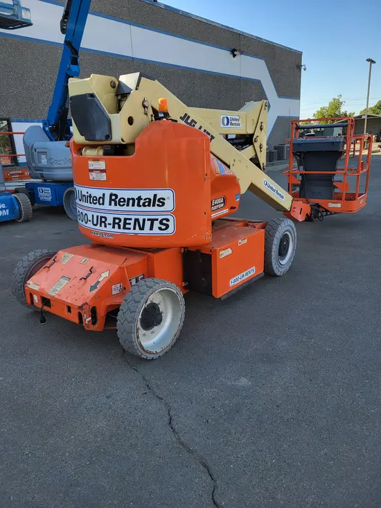 2017 JLG E400AN Articulating Boom Lift