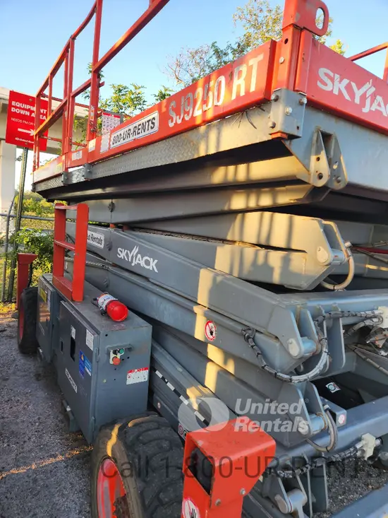 2018 Skyjack SJ9250RT Rough Terrain Scissor Lift