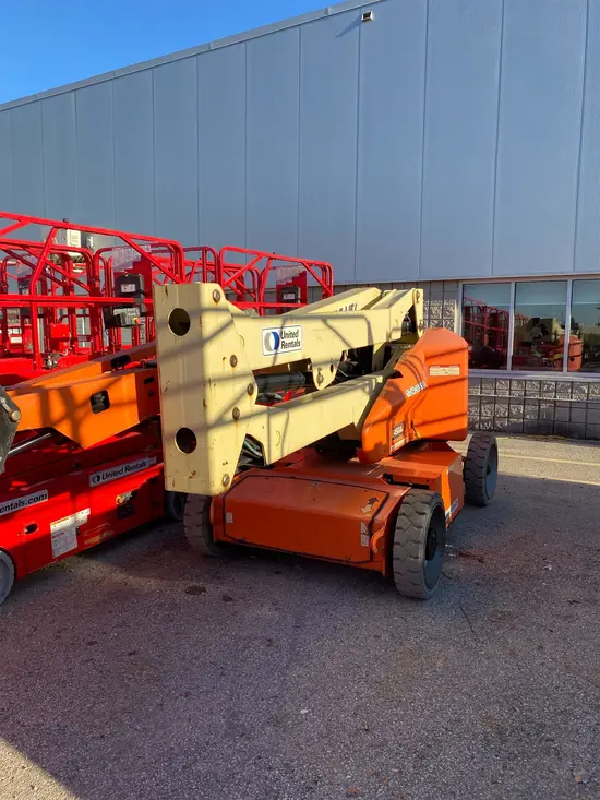 2015 JLG E450AJ Articulating Boom Lift