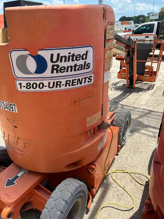 2013 JLG E300AJP Articulating Boom Lift