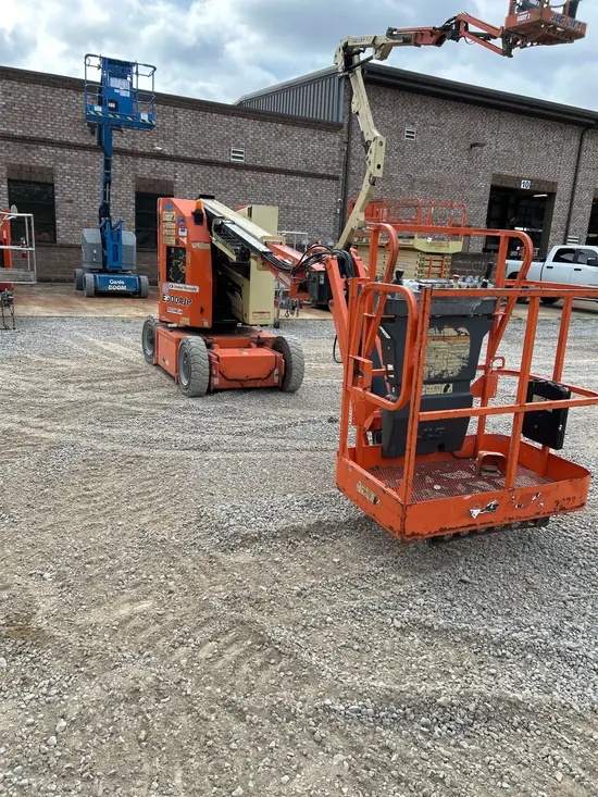 2016 JLG E300AJP Articulating Boom Lift