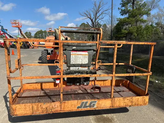 2017 JLG 800S Boom Lift