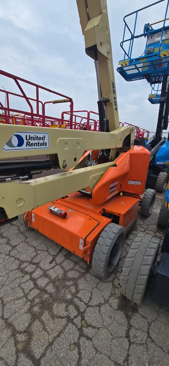 2017 JLG E450AJ Articulating Boom Lift