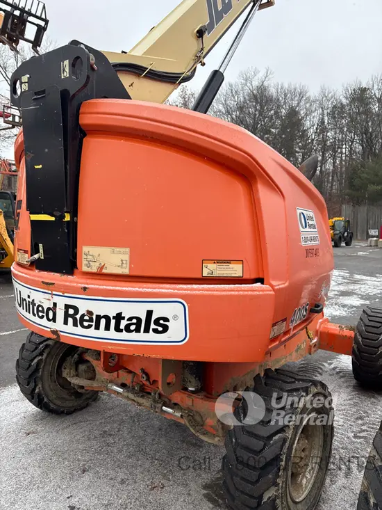 2017 JLG 400S Boom Lift