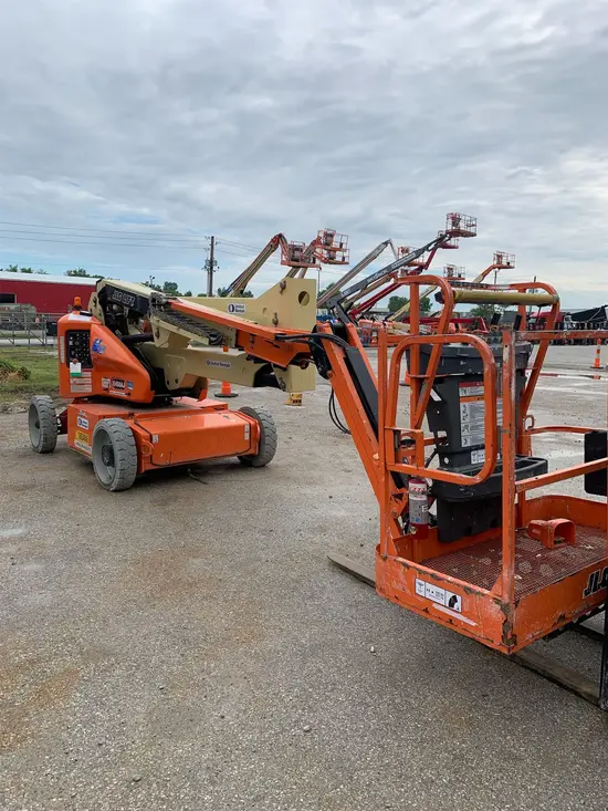 2017 JLG E450AJ Articulating Boom Lift