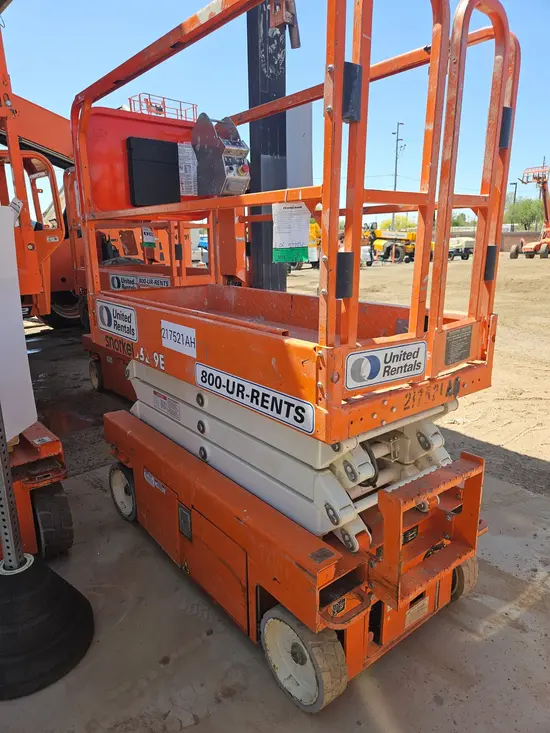 2018 Snorkel S3219E Scissor Lift