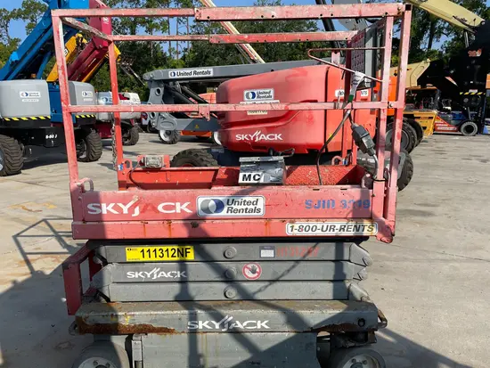 2017 Skyjack SJIII3219 Scissor Lift