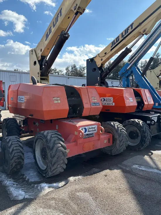 2017 JLG 800S Boom Lift
