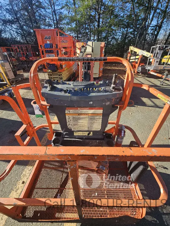 2015 JLG E300AJP Articulating Boom Lift