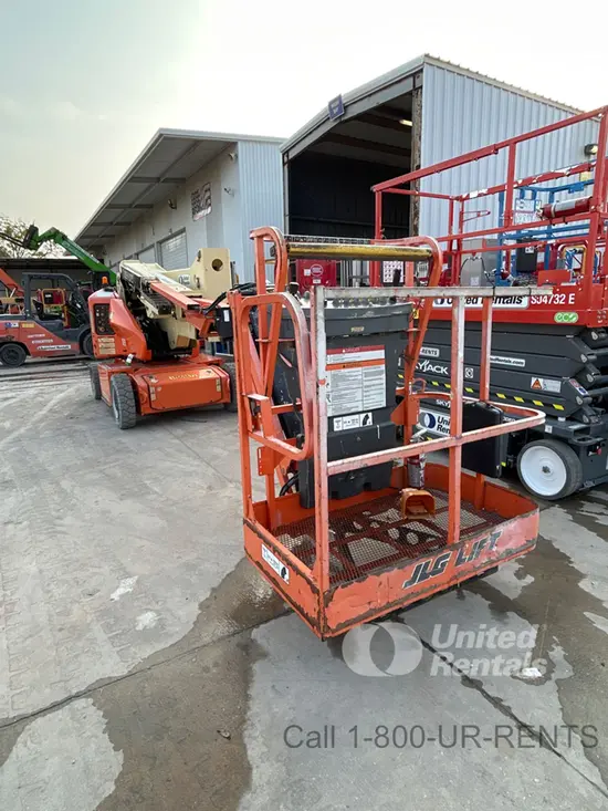 2017 JLG E400AJPN Articulating Boom Lift