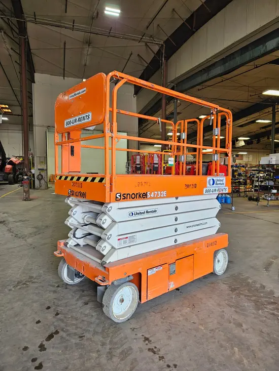 2017 Snorkel S4732E Scissor Lift