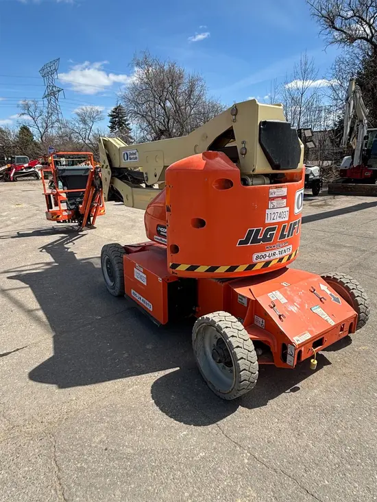 2021 JLG E400AJPN Articulating Boom Lift
