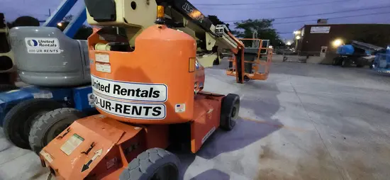 2016 JLG E450AJ Articulating Boom Lift
