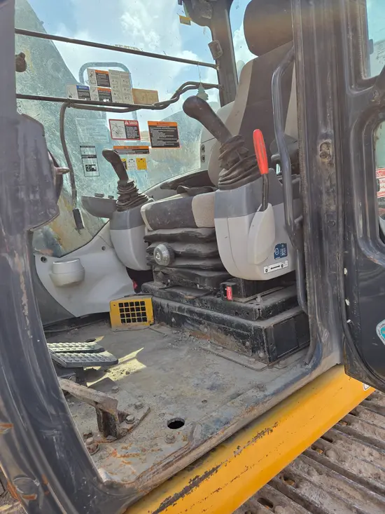 2018 John Deere 135G Excavator