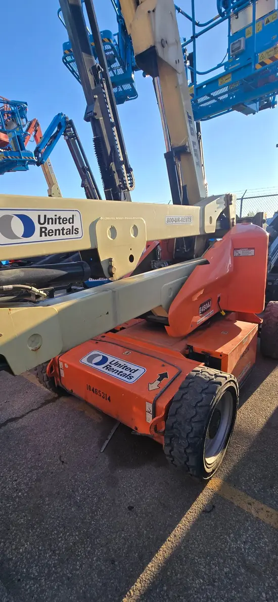 2016 JLG E450AJ Articulating Boom Lift