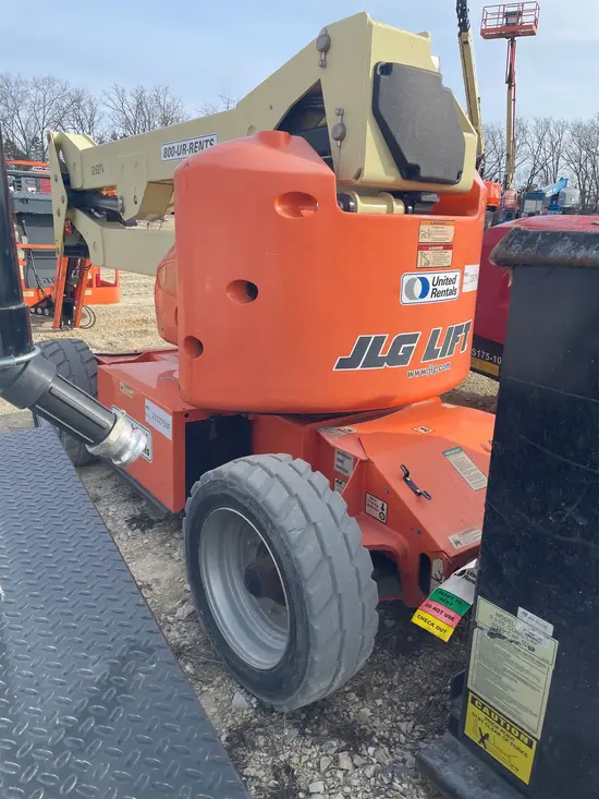 2017 JLG E450AJ Articulating Boom Lift