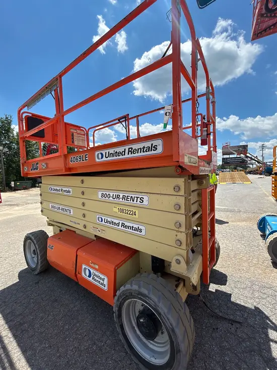 2018 JLG 4069LE Scissor Lift