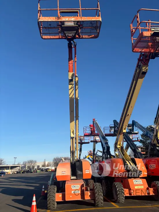 2017 JLG 600S Boom Lift