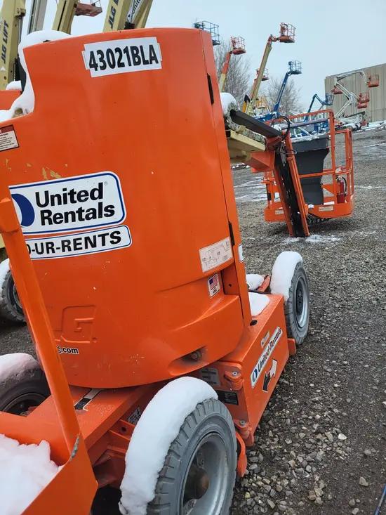 2017 JLG E300AJP Articulating Boom Lift