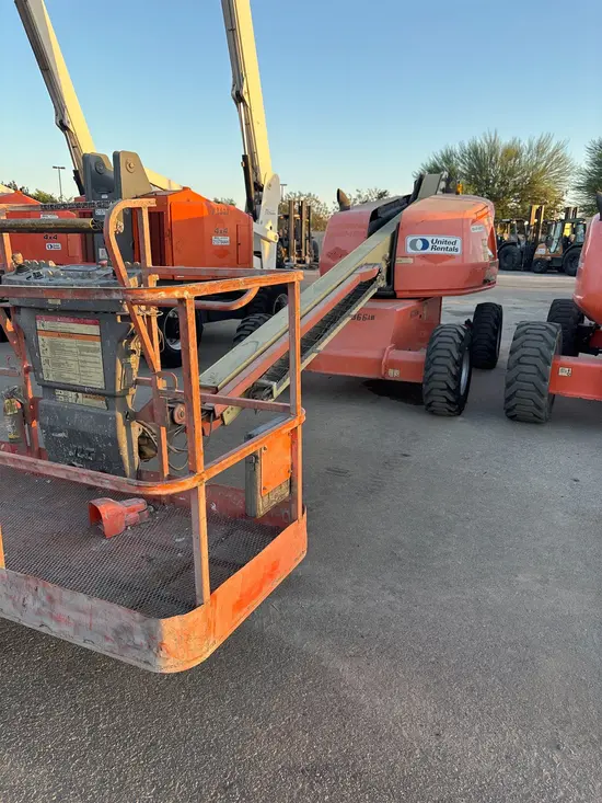 2016 JLG 400S Boom Lift