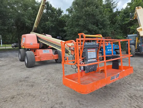 2017 JLG 600S Boom Lift