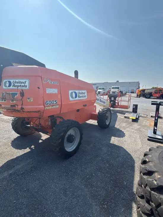 2017 JLG 600S Boom Lift