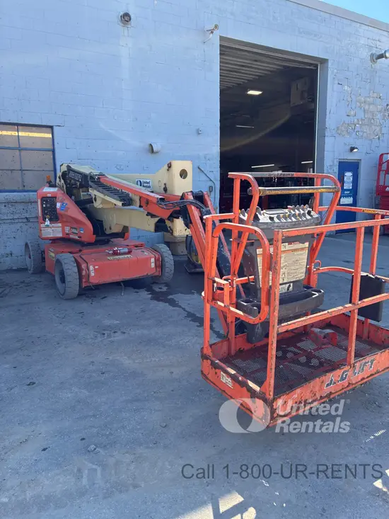 2015 JLG E450AJ Articulating Boom Lift