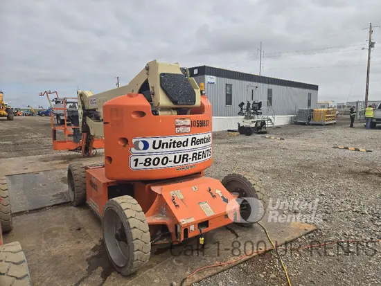 2017 JLG E450AJ Articulating Boom Lift