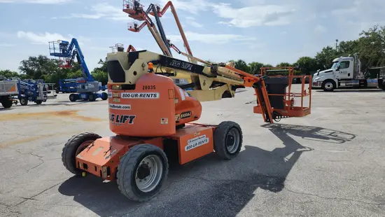 2016 JLG E450AJ Articulating Boom Lift