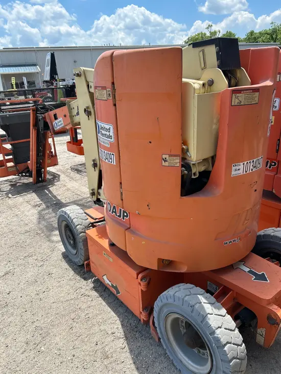 2013 JLG E300AJP Articulating Boom Lift