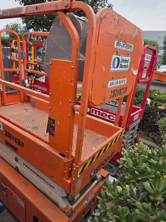 2019 Snorkel S3219E Scissor Lift