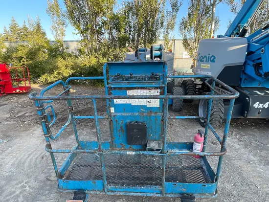 2016 Genie Z-45/25J IC Articulating Boom Lift