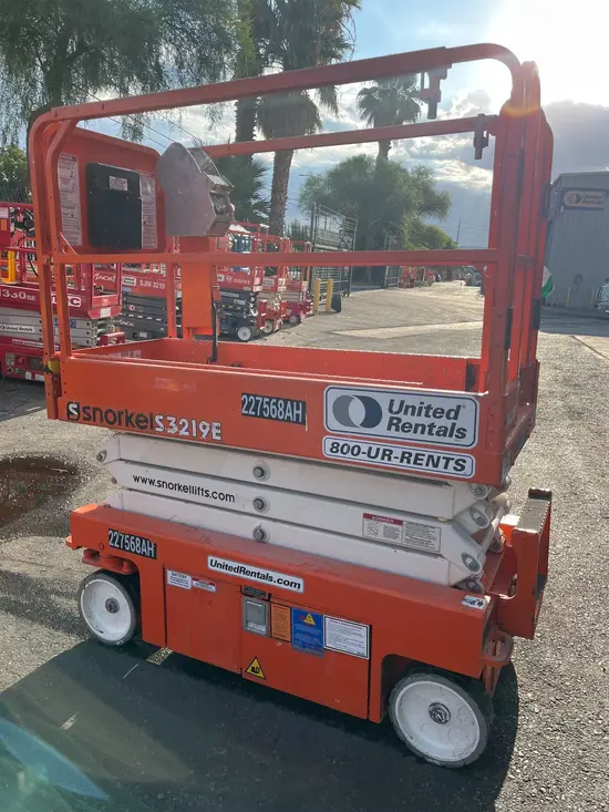 2019 Snorkel S3219E Scissor Lift
