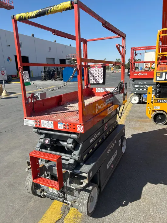 2018 Skyjack SJIII3219 Scissor Lift