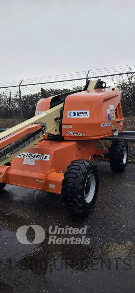2017 JLG 400S Boom Lift