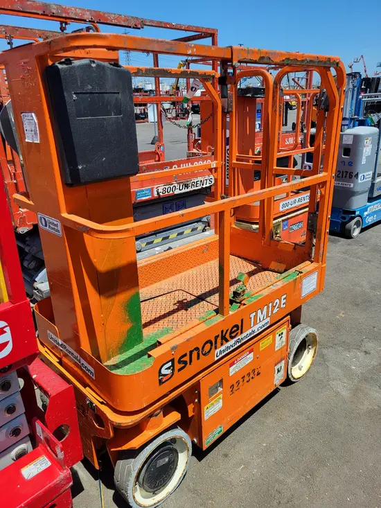 2019 Snorkel TM12E Self-Propelled One-Person Lift