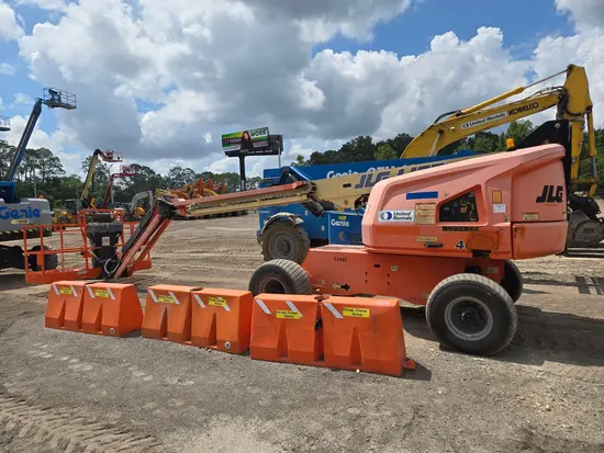 2017 JLG 460SJ Boom Lift