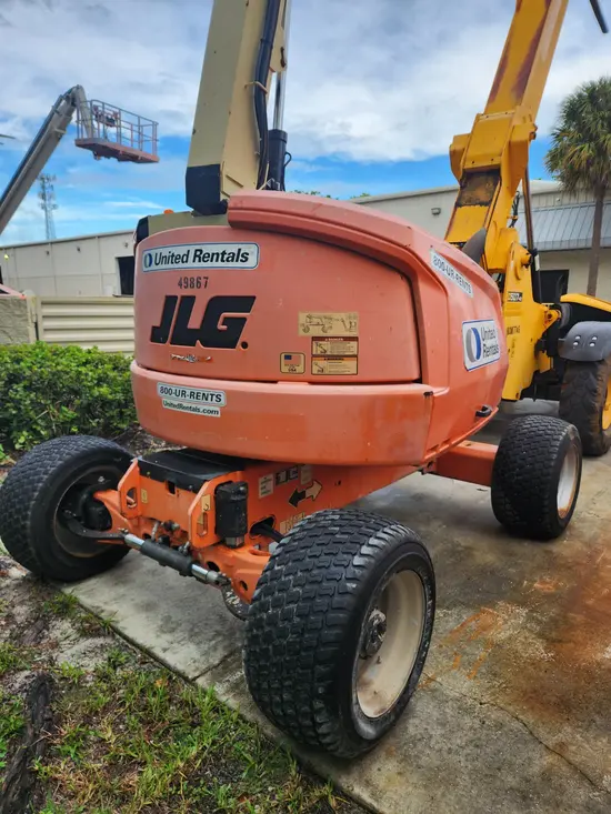 2017 JLG 450AJ Articulating Boom Lift